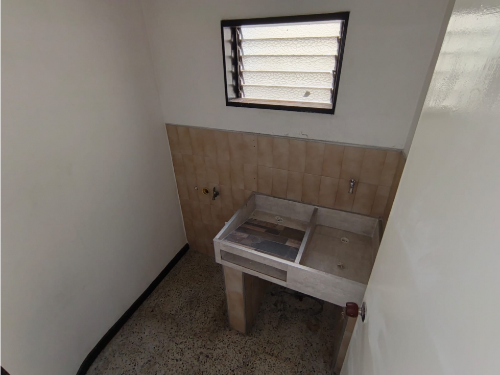 SE VENDE CASA UBICADA EN EL SECTOR DE SAN JUAQUIN — foto 6