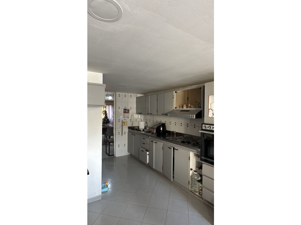 VENTA DE AMPLIO APARTAMENTO EN LAURELES — foto 5