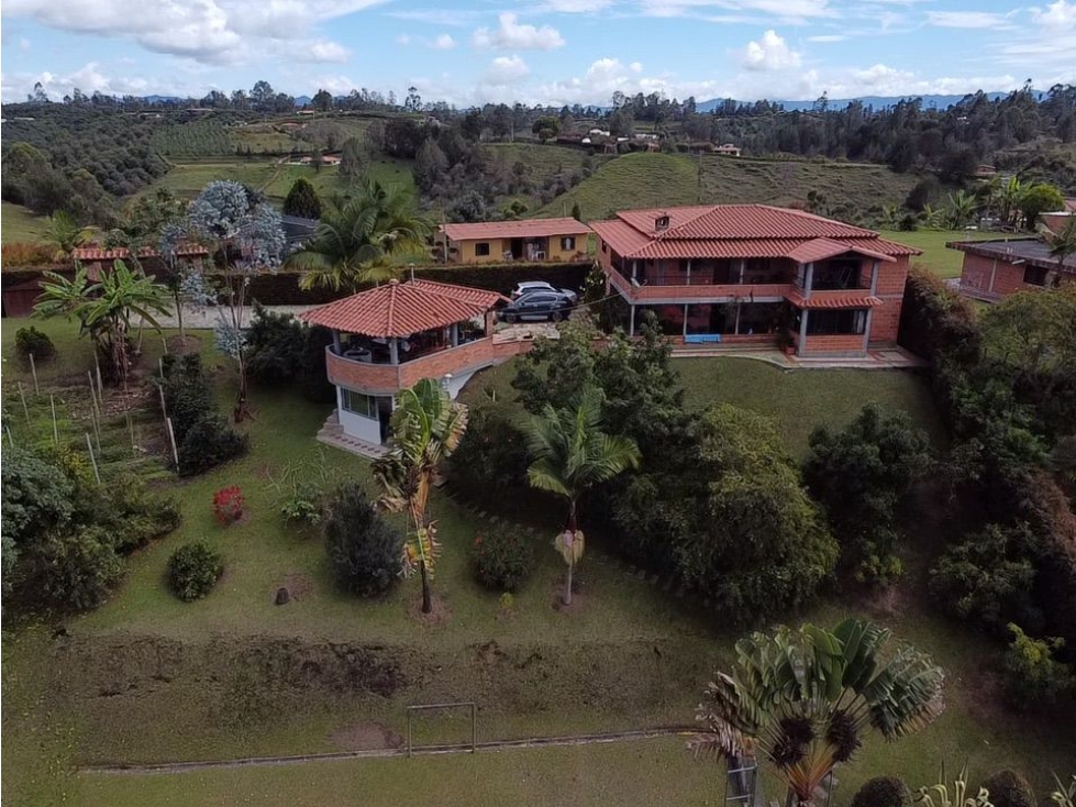 SE VENDE CASA CAMPESTRE EN SAN VICENTE FERRER