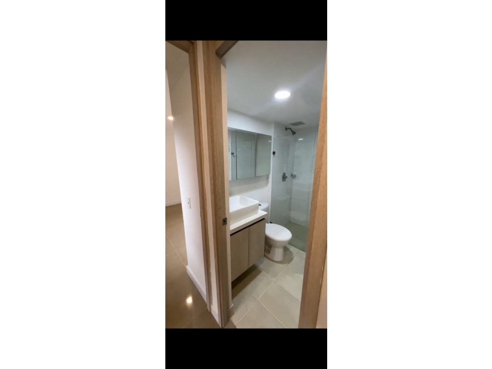 APARTAMENTO LOMA DE LOS BERNAL, CIUDAD DEL PARQUE — foto 3