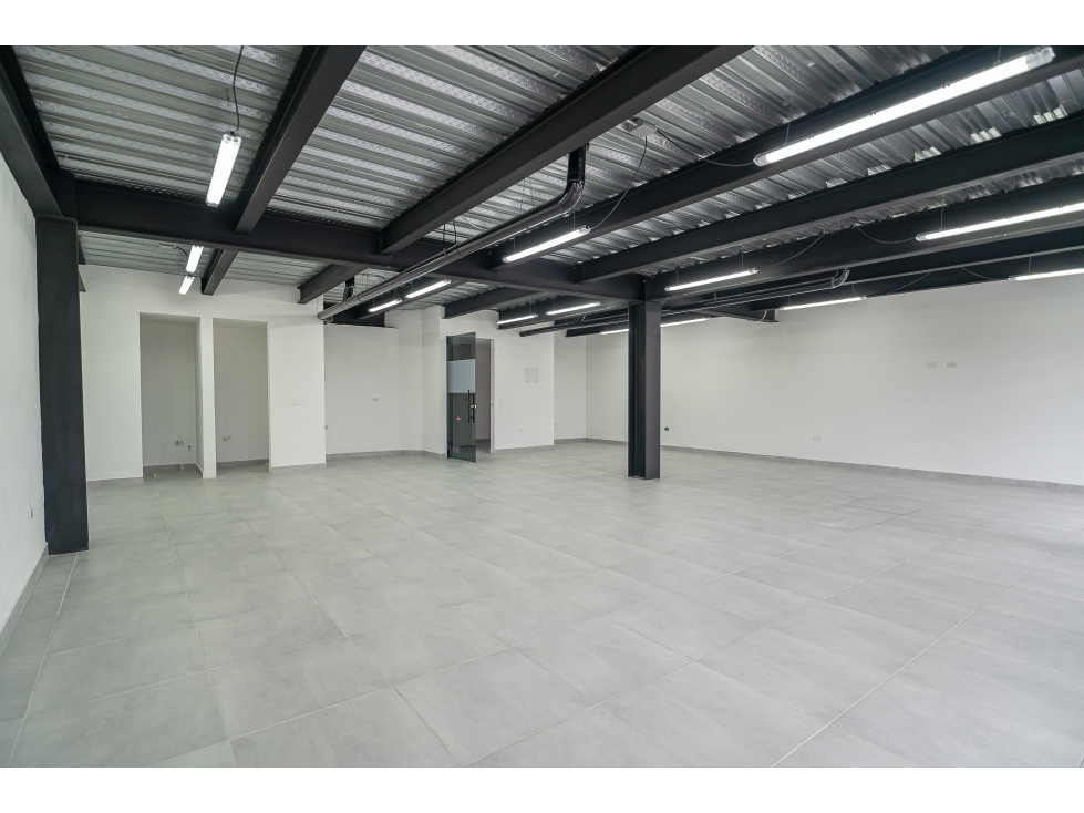 Arriendo De Oficinas Y Bodegas En Sector Industrial De Medellin — foto 2