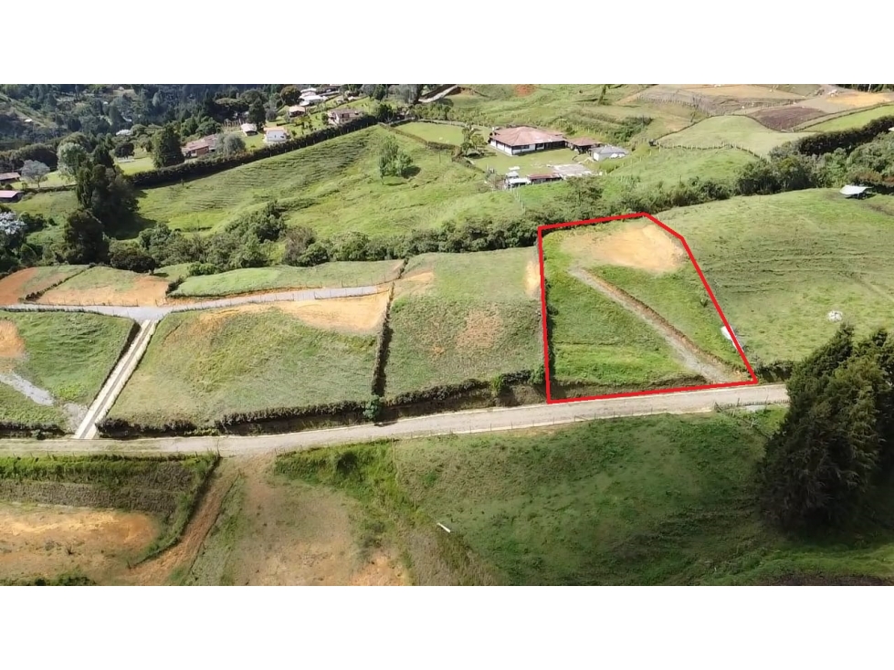 SE VENDE LOTE EN GUARNE VEREDA SAN INSIDRO