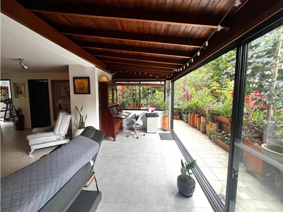 SE VENDE APARTAMENTO EN EL POBLADO - EL CAMPESTRE