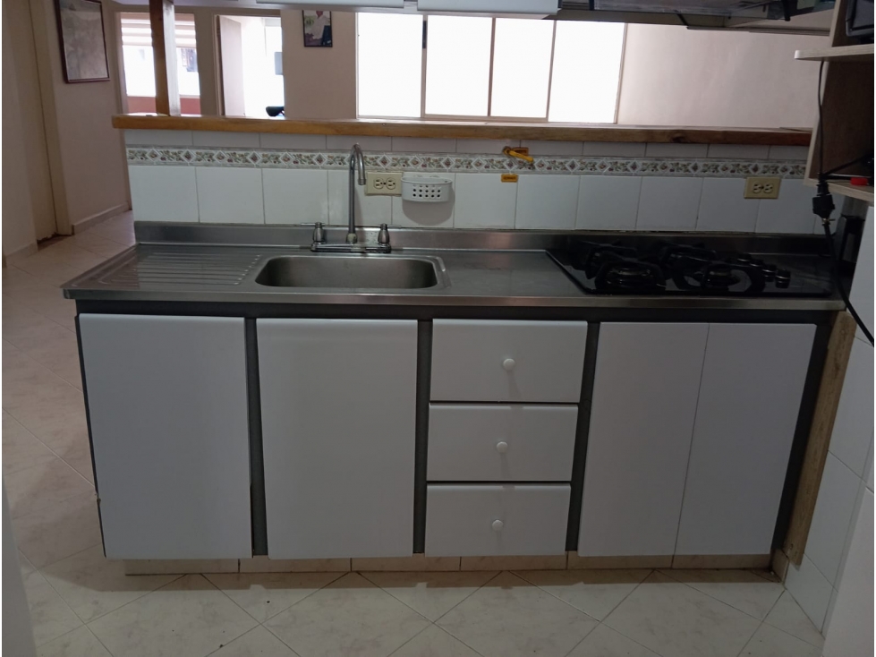 APARTAMENTO CARLOS E RESTREPO — foto 3