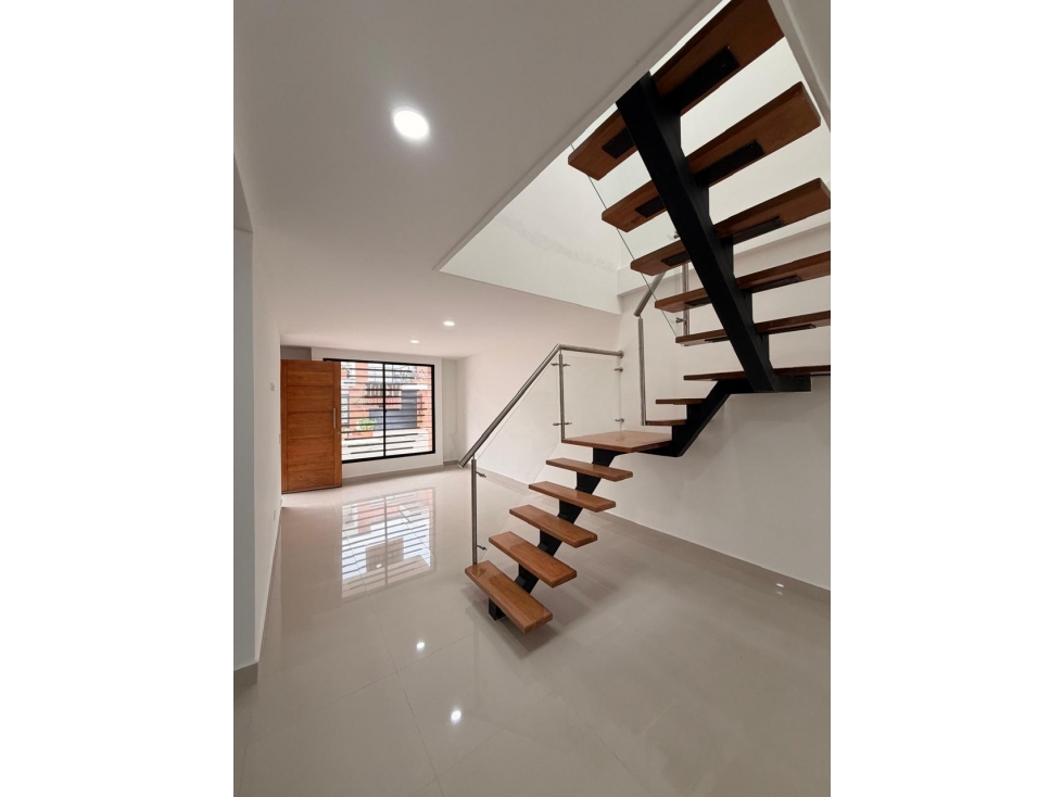 VENTA CASA EN LA CEJA