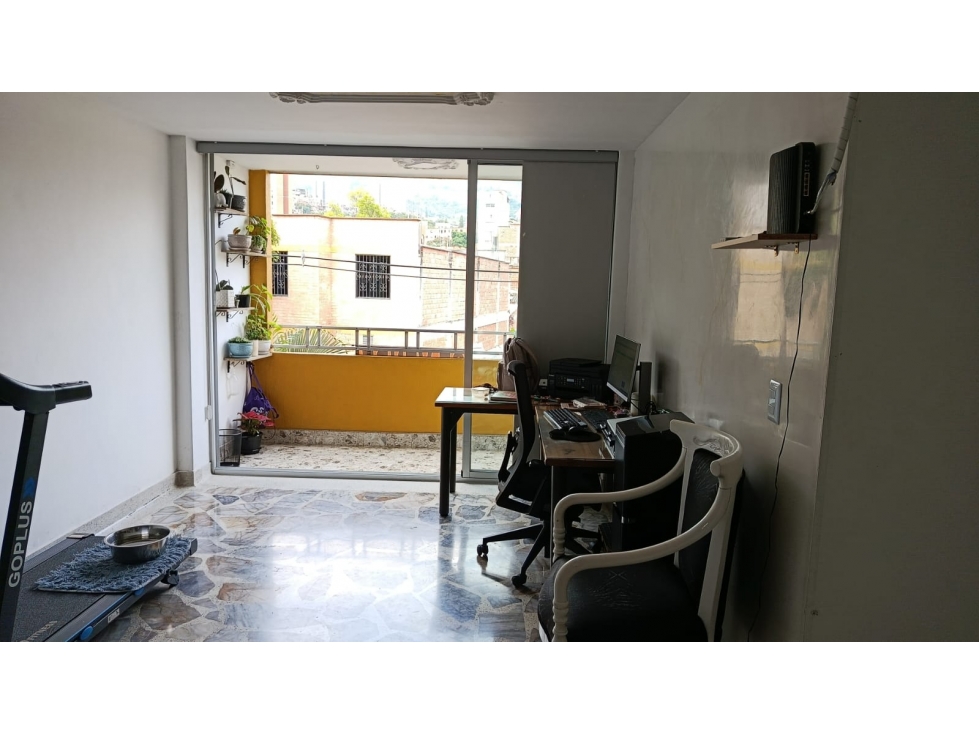 VENTA DE APARTAMENTO CALAZANS PARTE BAJA