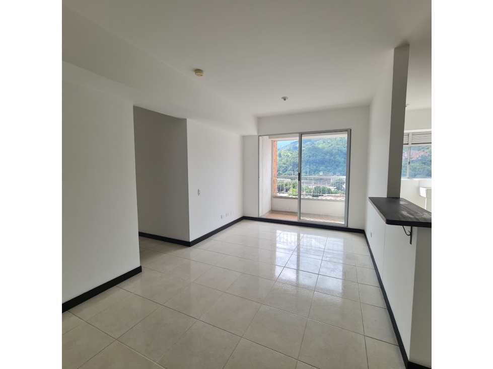 Apartamento en venta Itaguí, sector Pilsen — foto 2