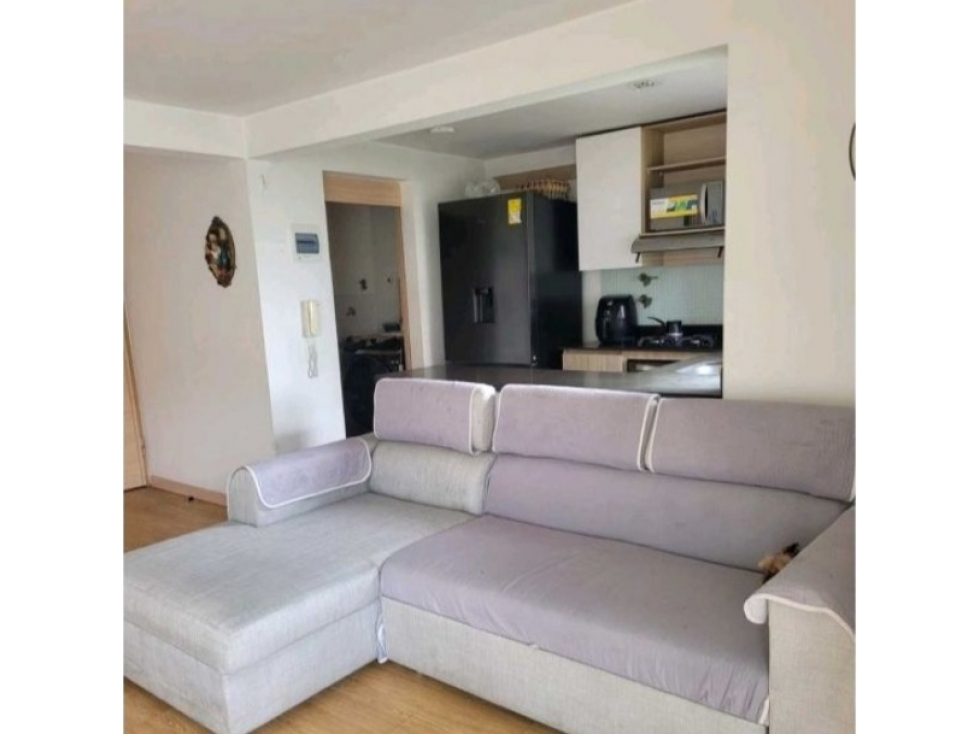 VENTA DE APARTAMENTO EN LA LOMA DE LOS BERNAL.