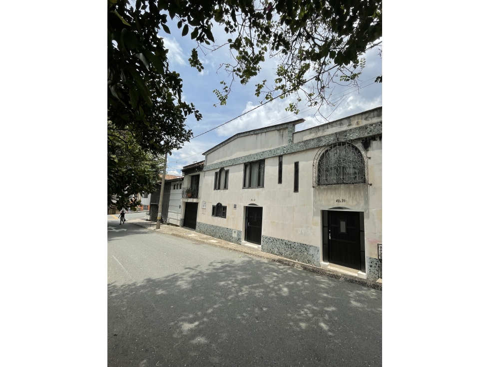 VENTA DE CASA EN EL BARRIO LOS ANGELES EN MEDELLÍN