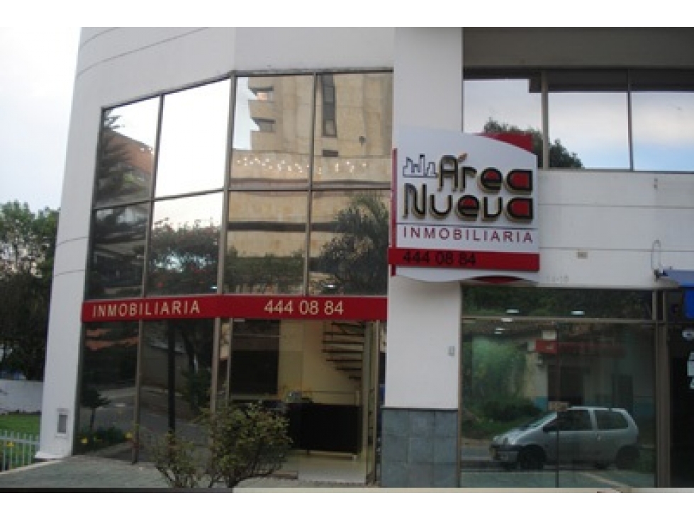 VENTA LOCAL EN LA CALLE DE LA BUENA MESA