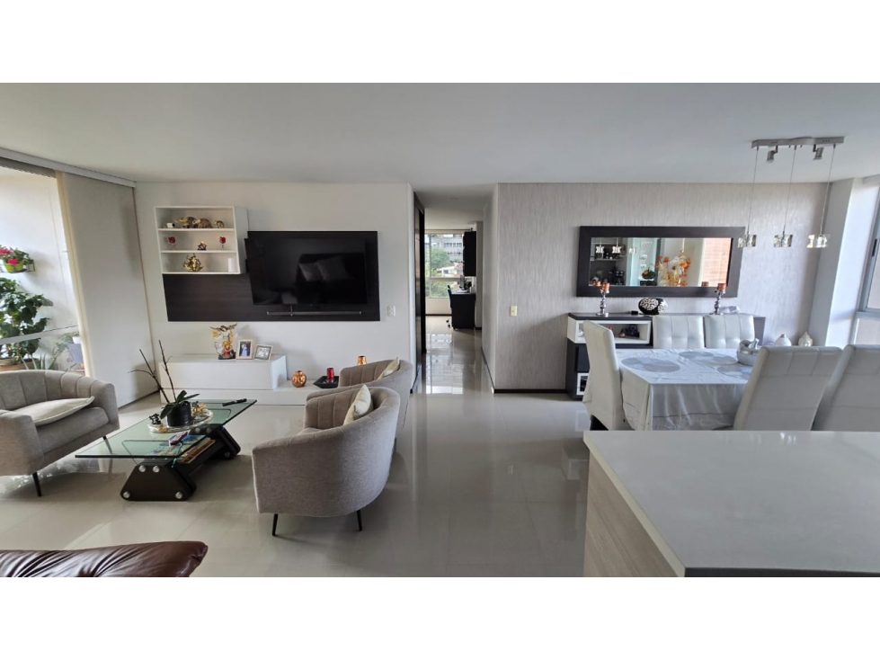 VENTA APARTAMENTO POBLADO CASTROPOL