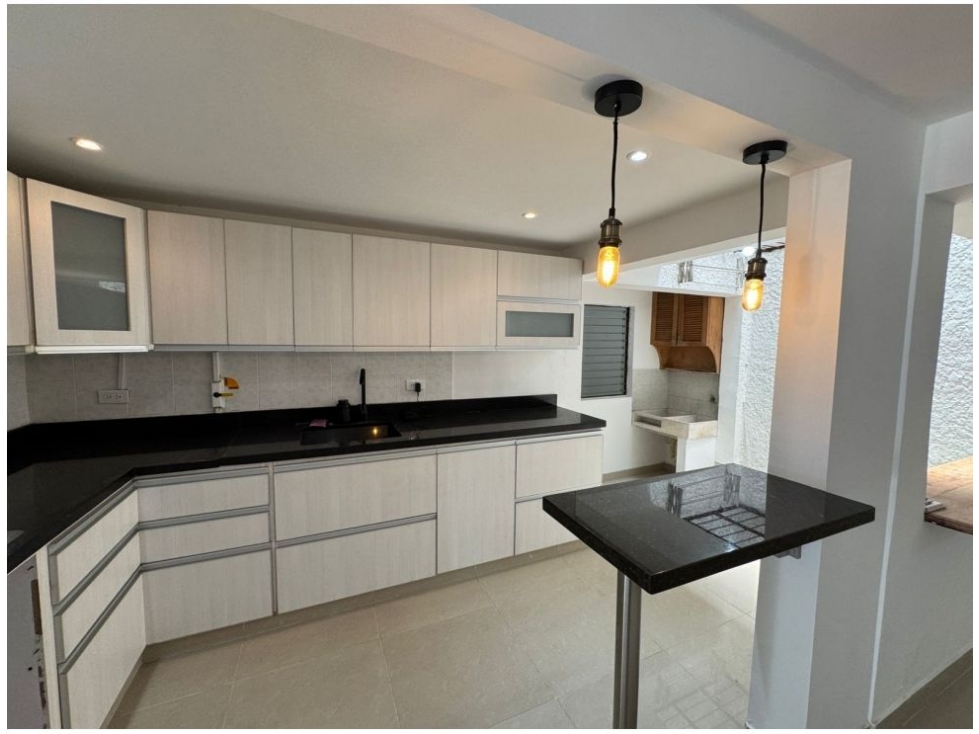 CASA DE 2 NIVELES EN VENTA ENVIGADO UNIDAD CERRADA VALLEJUELOS — foto 4