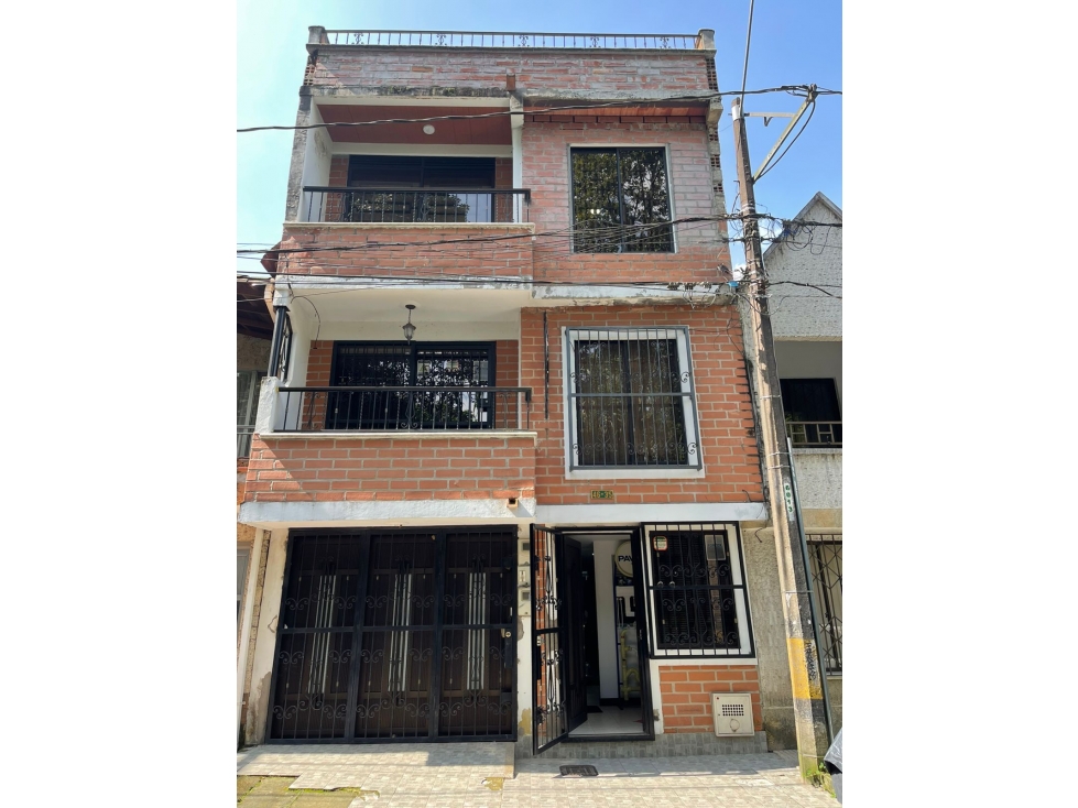 EDIFICIO EN VENTA SABANETA PARTE PLANA - 1