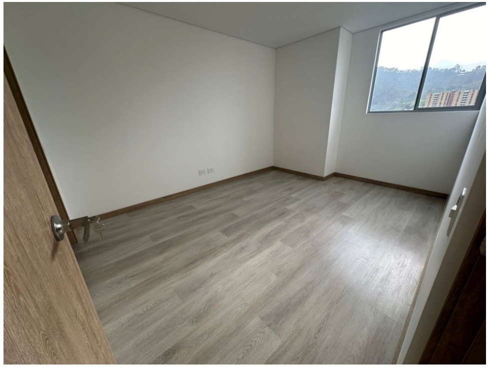 APARTAMENTO E NVENTA SABANETA UNIDAD CERRADA — foto 5