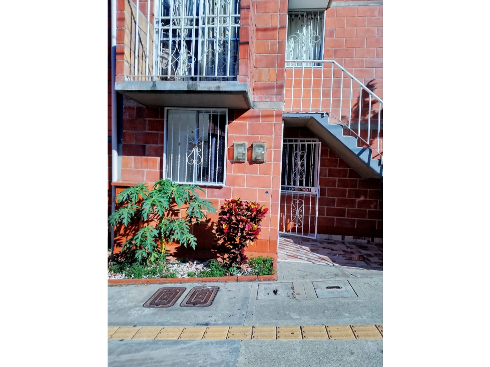 VENTA CASA BIFAMILIAR SECTOR PRADITO- SAN ANTONIO DE PRADO