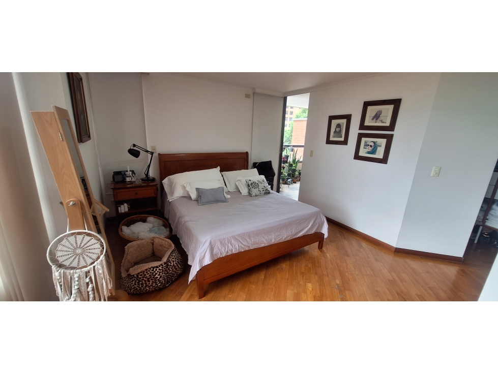 Vendo apartamento sector residencial, cerca a la Frontera.