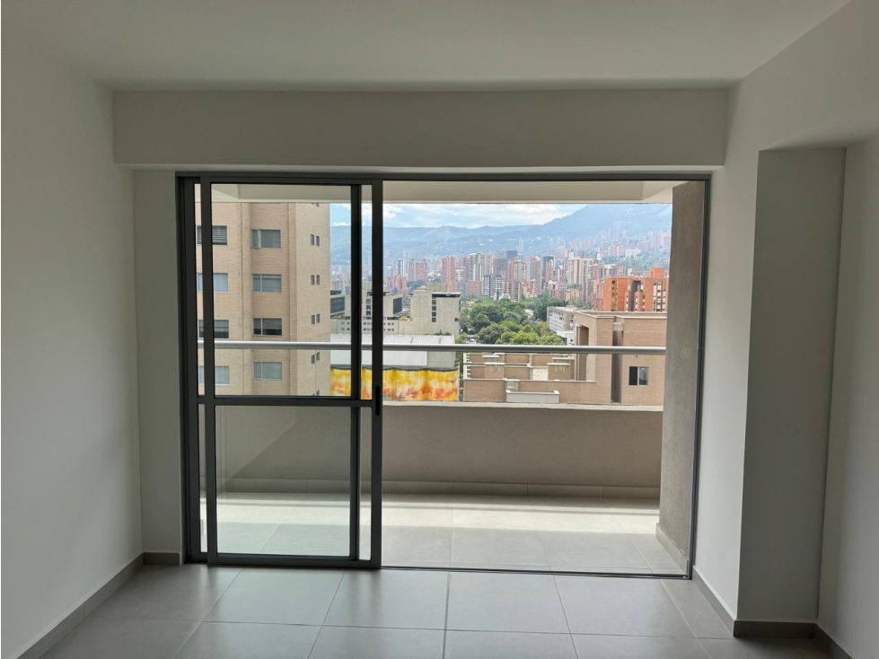 ARRIENDO APARTAMENTO CERCA A CC VIVA ENVIGADO