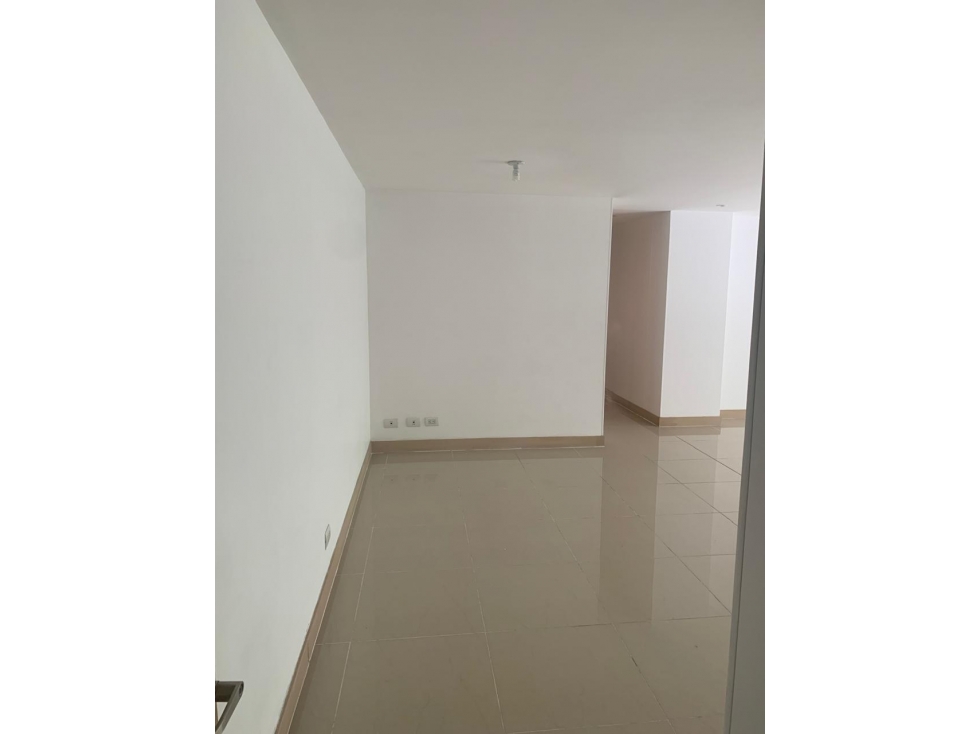 VENDO APARTAMENTO EN PISO BAJO EN CASTROPOL — foto 2