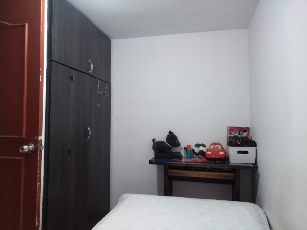 VENTA DE CASA EN NIQUIA TERRANOVA 3 NIVELES CERCA A PUERTA DEL NORTE — foto 4