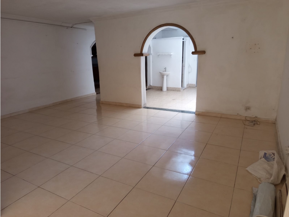 VENDO CASA EN LAURELES