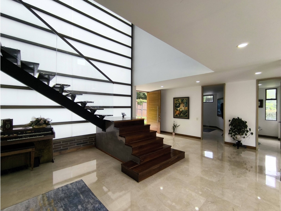 Venta Casa Unifamiliar Sector Escobero Envigado — foto 3