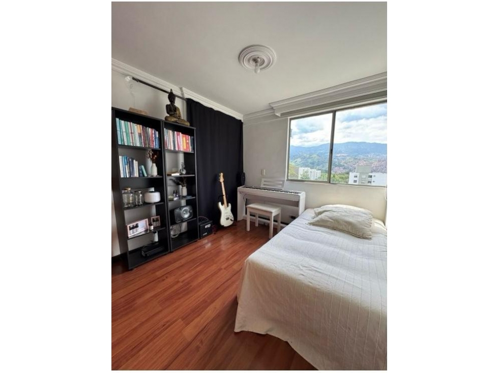 SE VENDE APARTAMENTO EN LAURELES LA CASTELLANA
