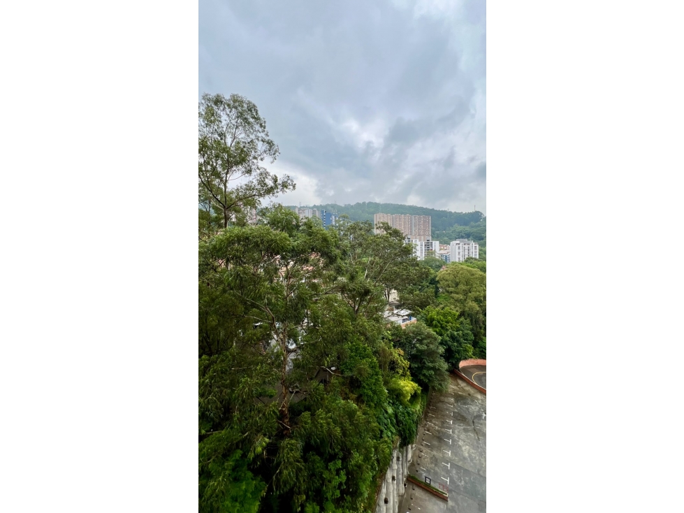 Apartamento en Venta en Las Palmas - Excelente Vista en Piso Alto