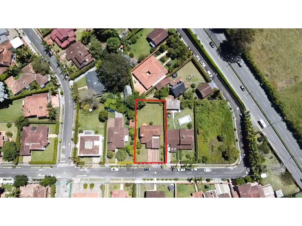 SE VENDE CASA EN RIO NEGRO - GUALANDAY