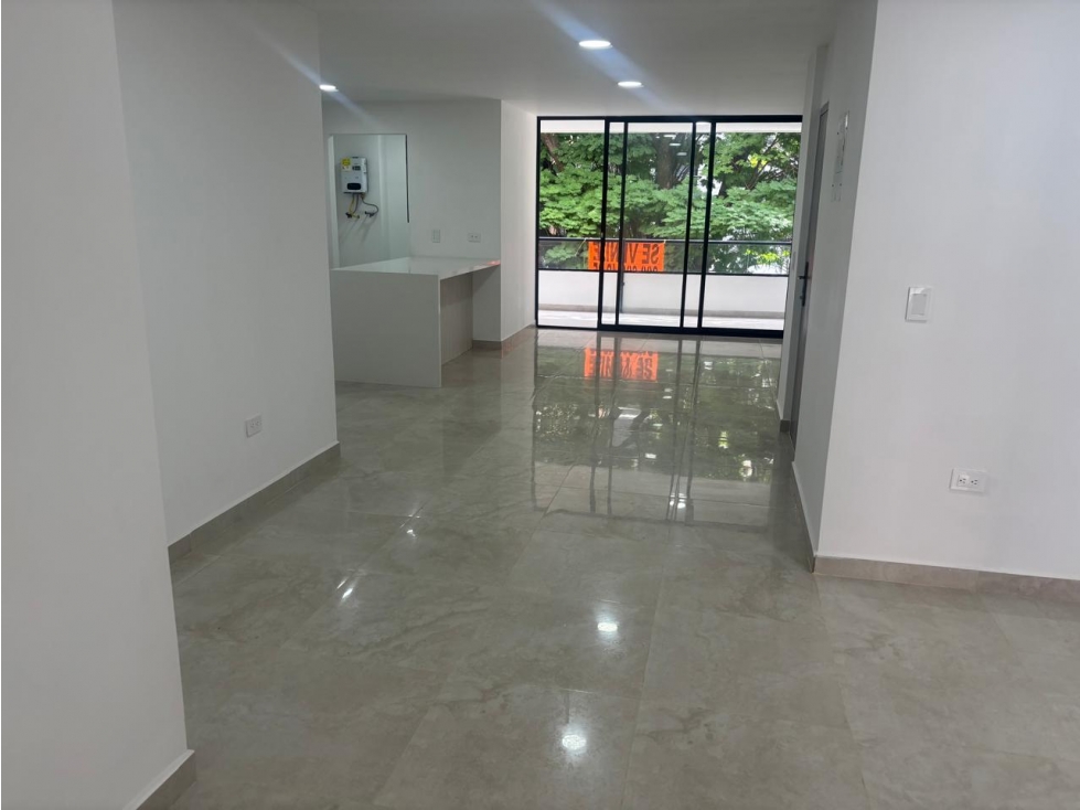 VENTA APARTAMENTO CASTELLNAN PISO BAJO