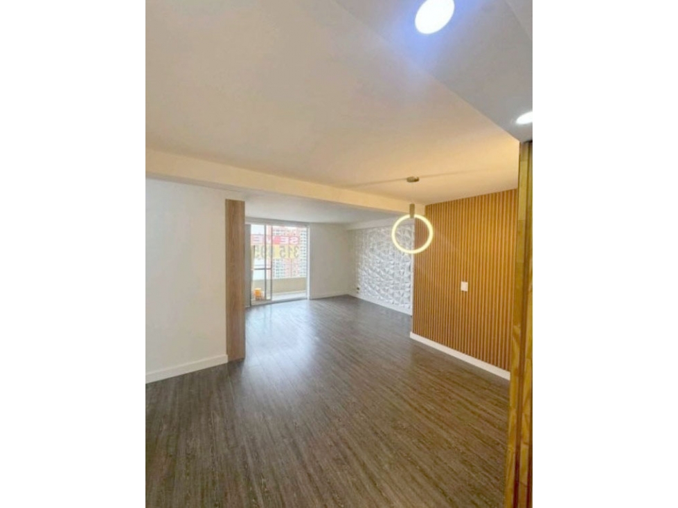 VENTA DE APARTAMENTO EN LA LOMA DE LOS BERNAL.