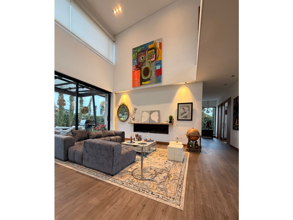 EXCLUSIVA CASA CAMPESTRE EN ALTO DE LAS PALMAS — foto 2