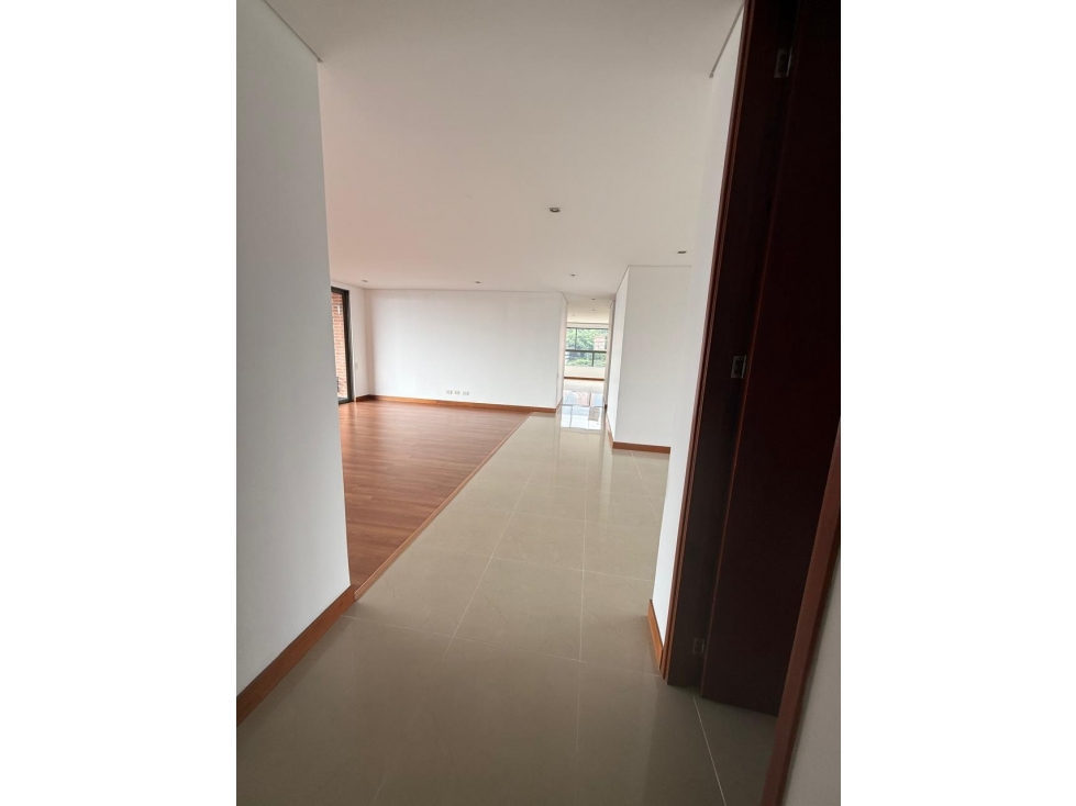 VENTA DE APARTAMENTO EN EL POBLADO SECTOR LA VISITACIÓN — foto 2