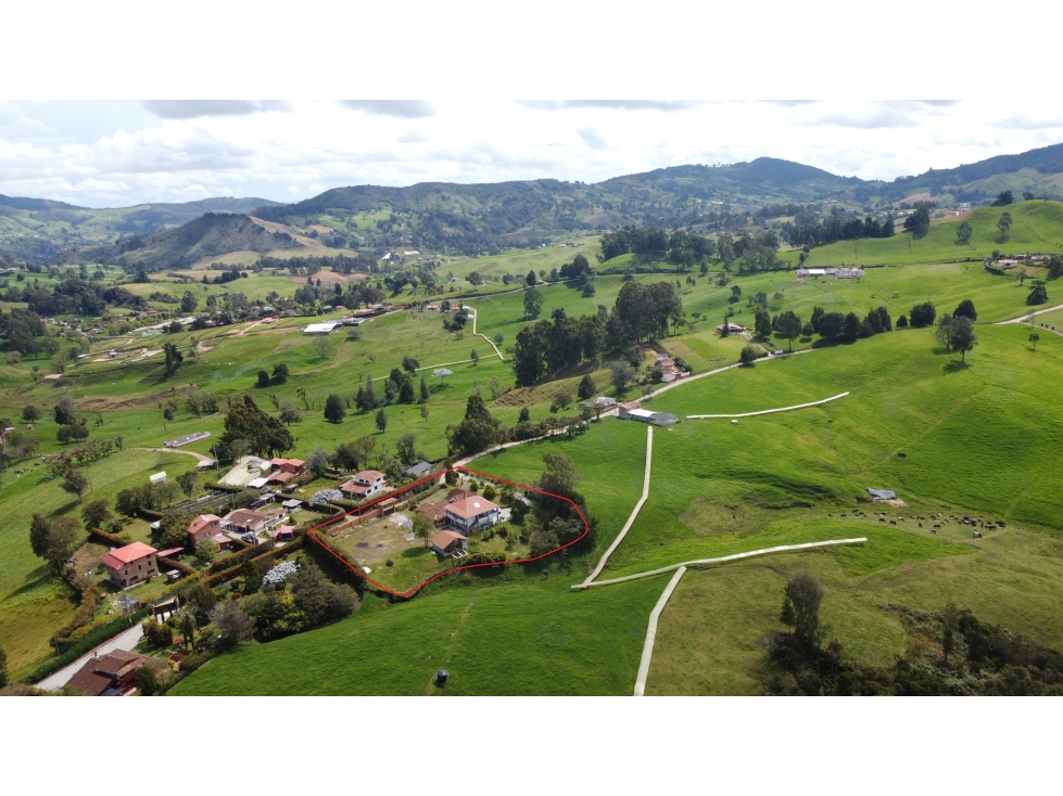 SE VENDE CASA CAMPESTRE EN SAN PEDRO DE LOS MILAGROS