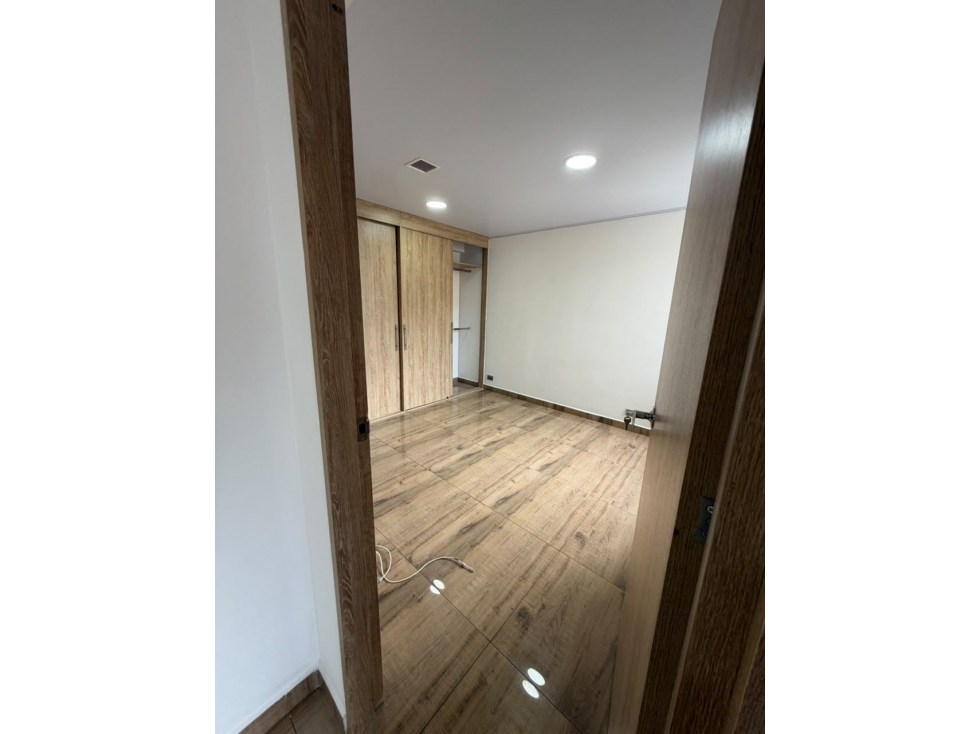 VENTA DE APARTAMENTO EN FLOR DE AGUA CON EXCELENTES ACABADOS — foto 5