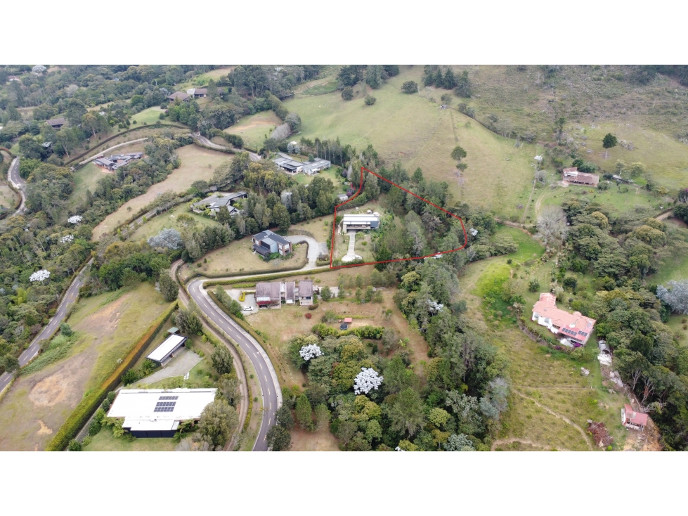 SE VENDE CASA CAMPESTRE EN LA CEJA VEREDA EL CAPIRO (PP)