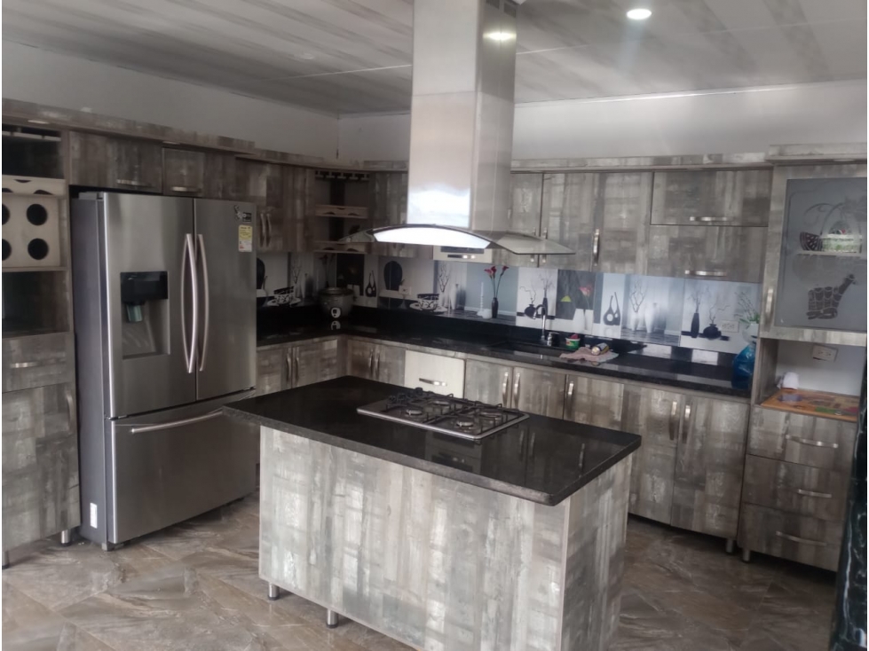 Venta finca en Sopetrán con 4 hectáreas, piscina y vista panorámica - 3