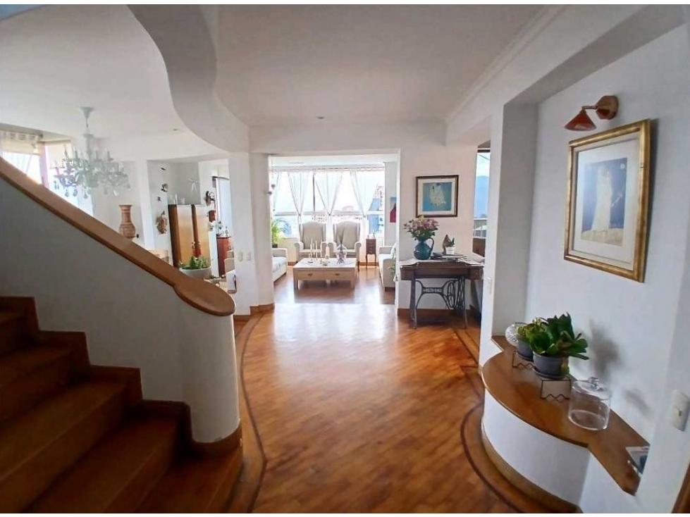 SE VENDE APARTAMENTO DÚPLEX EN POBLADO SAN LUCAS (CM)