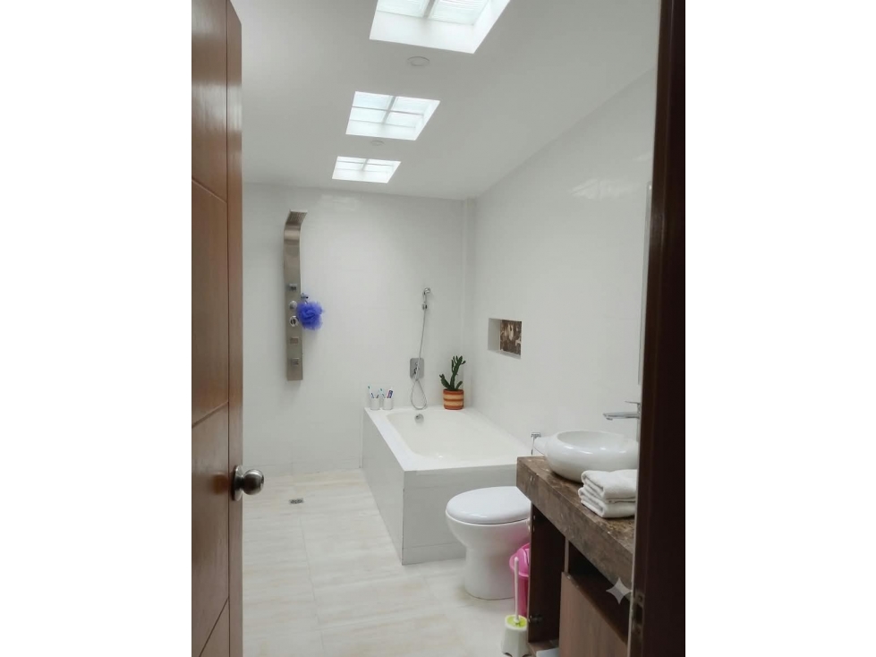 VENTA DE CASA, EN SANTA MÓNICA — foto 5