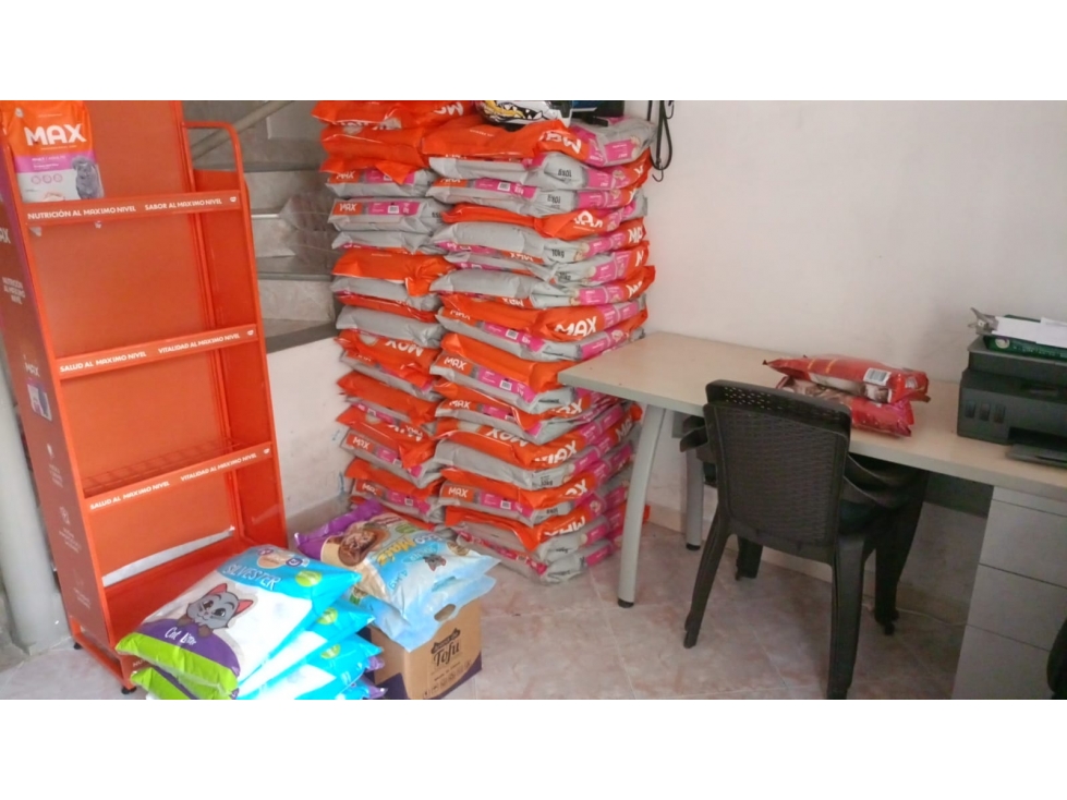 VENDO CASA COMERCIAL EN LE BARRIO SAN PABLO DE MEDELLIN - 3