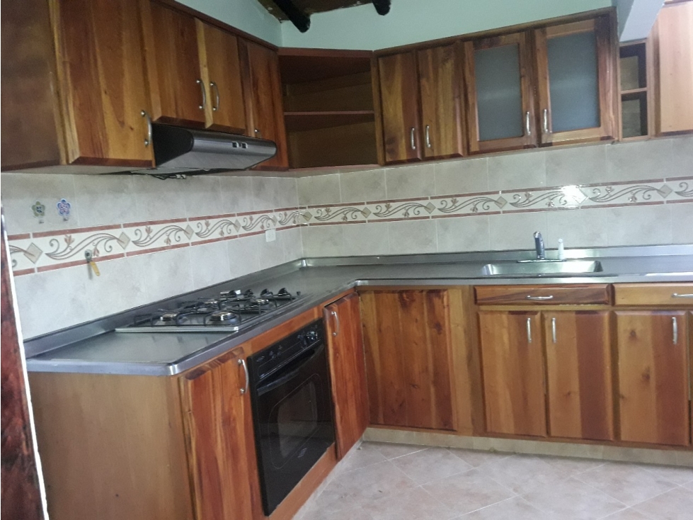 VENTA CASA SEGUNDO PISO EN EL VELÓDROMO-MEDELLIN