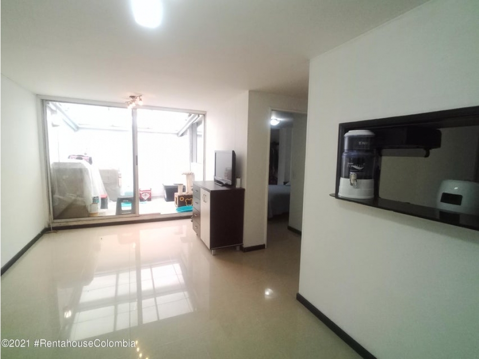 VENDO APARTOESTUDIO EN LOS COLORES — foto 5