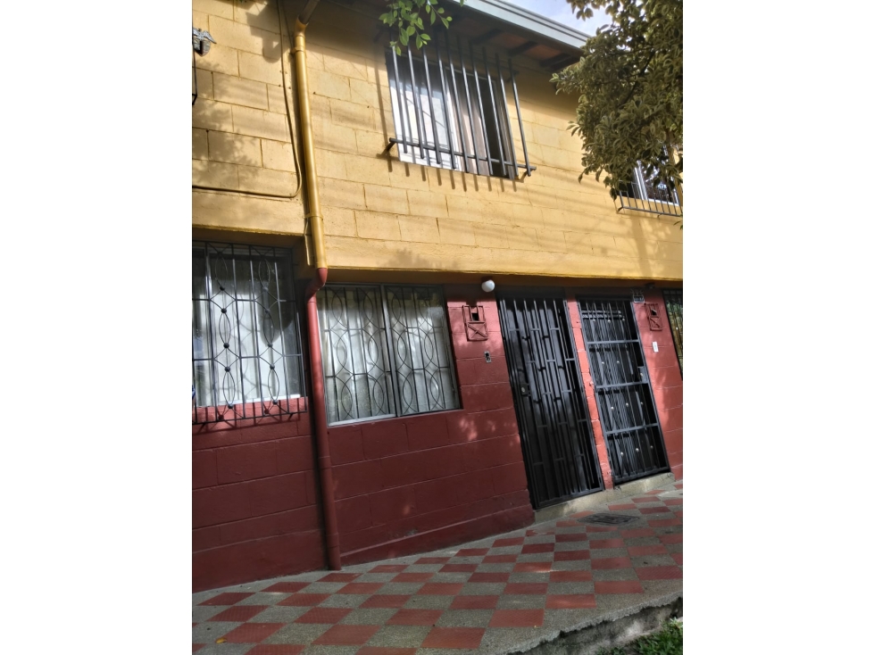 CASA UNIFAMILIAR EN VENTA EN BOSTÓN/SAN BENITO