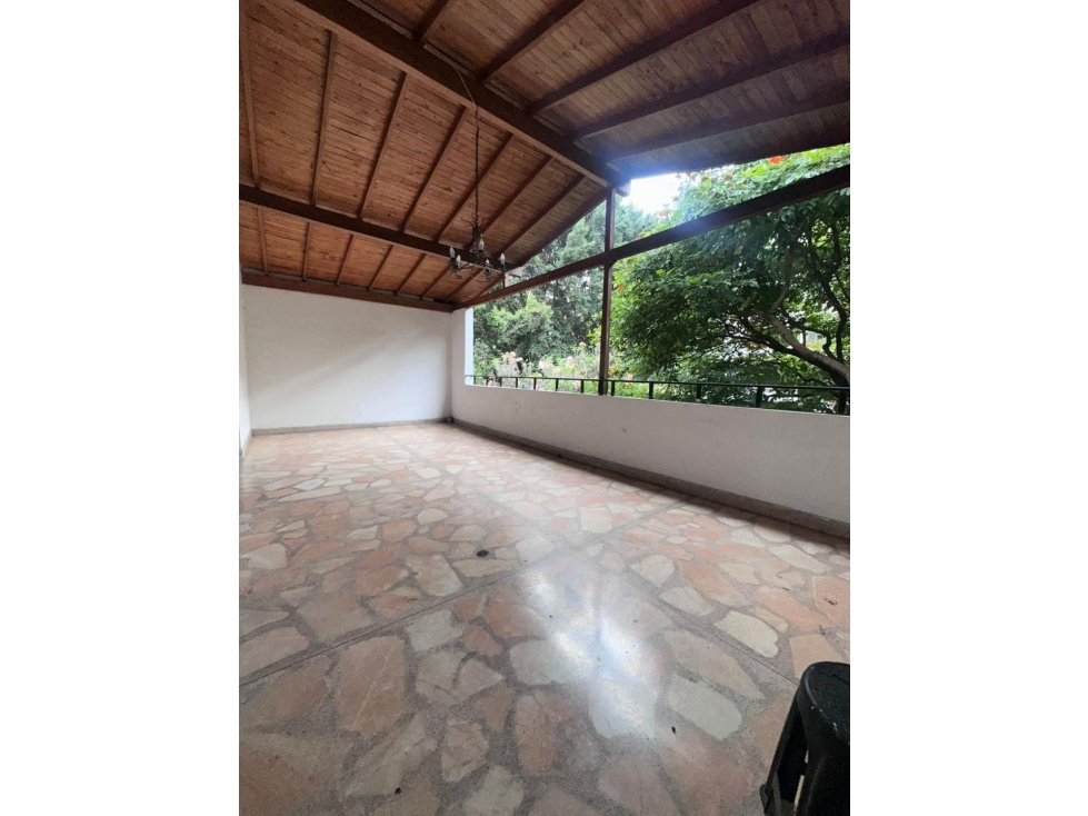 APARTAMENTO FLORIDA NUEVA, CERCA ESTACIÓN ESTADIO