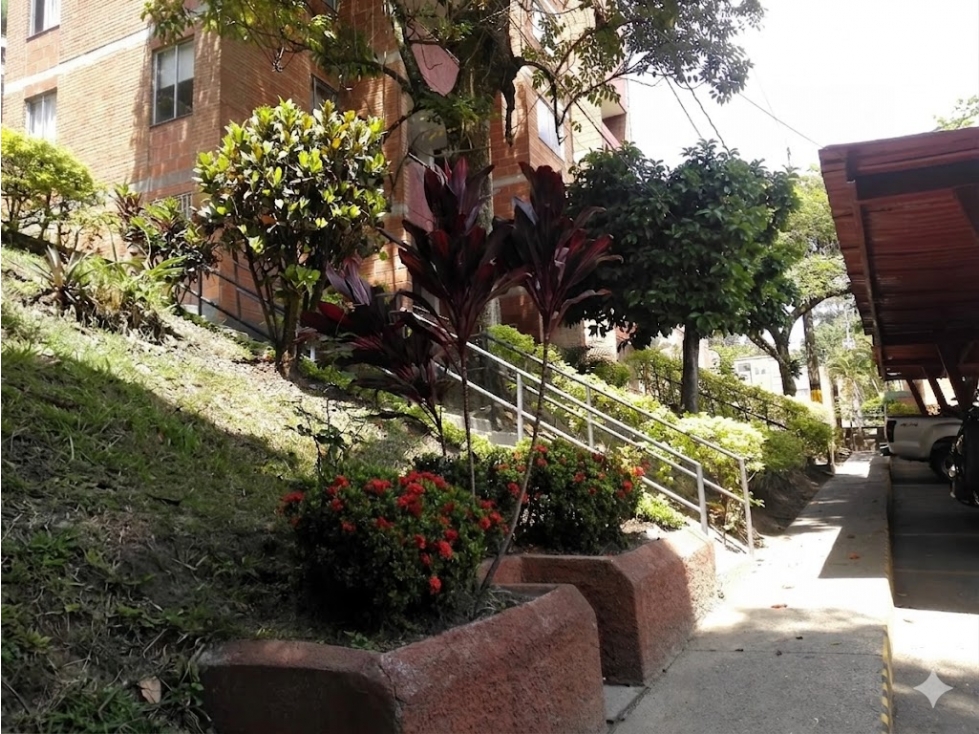 EN VENTA APARTAMENTO EN CALAZANS PARTE BAJA — foto 3