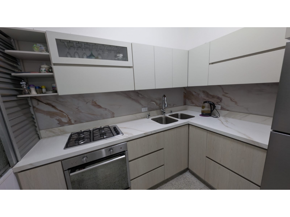 CASA BIFAMILIAR ENVIGADO EL TRAINON 2 Y 3 PISO — foto 3