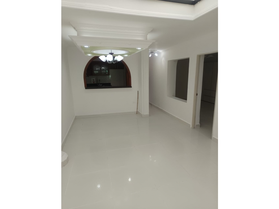 VENTA DE CASA EN OBRERO BELLO 1ER PISO CON GARAJE "HERMOSA" — foto 3