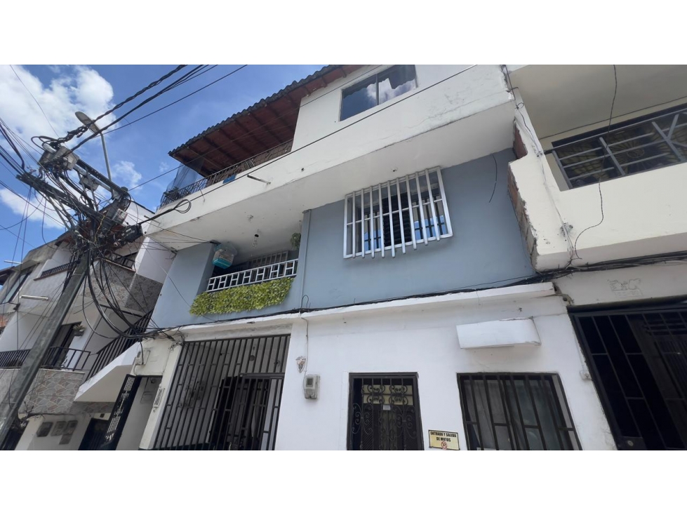 CASA EN VENTA ITAGUI SAN GABRIEL 2 PISO EN EDIFICIO PH