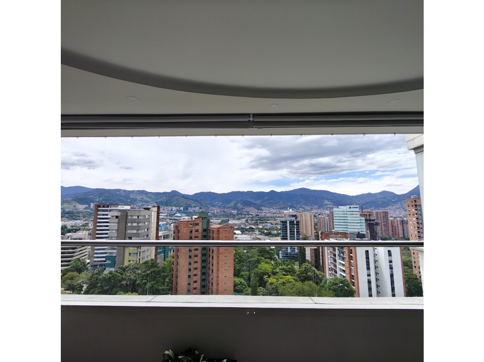 Apartamento en venta El Poblado, sector Castropol.