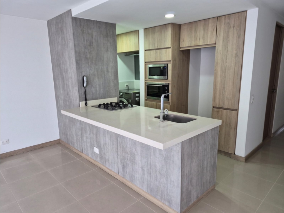 VENDO APARTAMENTO EN CONQUISTADORES — foto 3