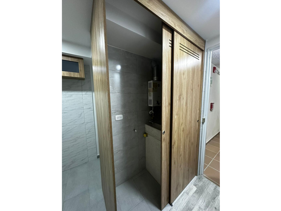 VENDO APARTAMENTO MODERNO EN RIO NEGRO BOGOTA — foto 3